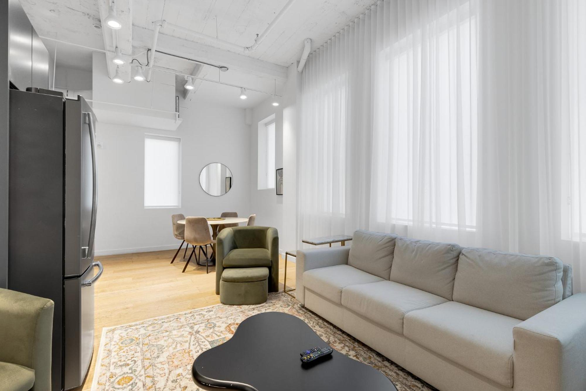 Bakan - Sainte Catherine Montreal Exterior photo